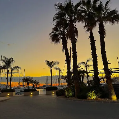 Casa Costa Lux *
